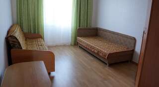 Гостиница Guest house Apelsin Саки Бюджетный трехместный номер-3