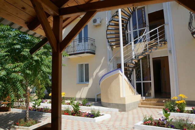 Гостиница Апельсин Саки-7