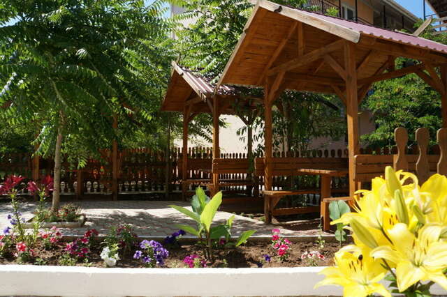 Гостиница Апельсин Саки-14