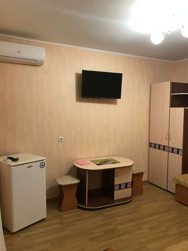 Гостиница Апельсин Саки-99